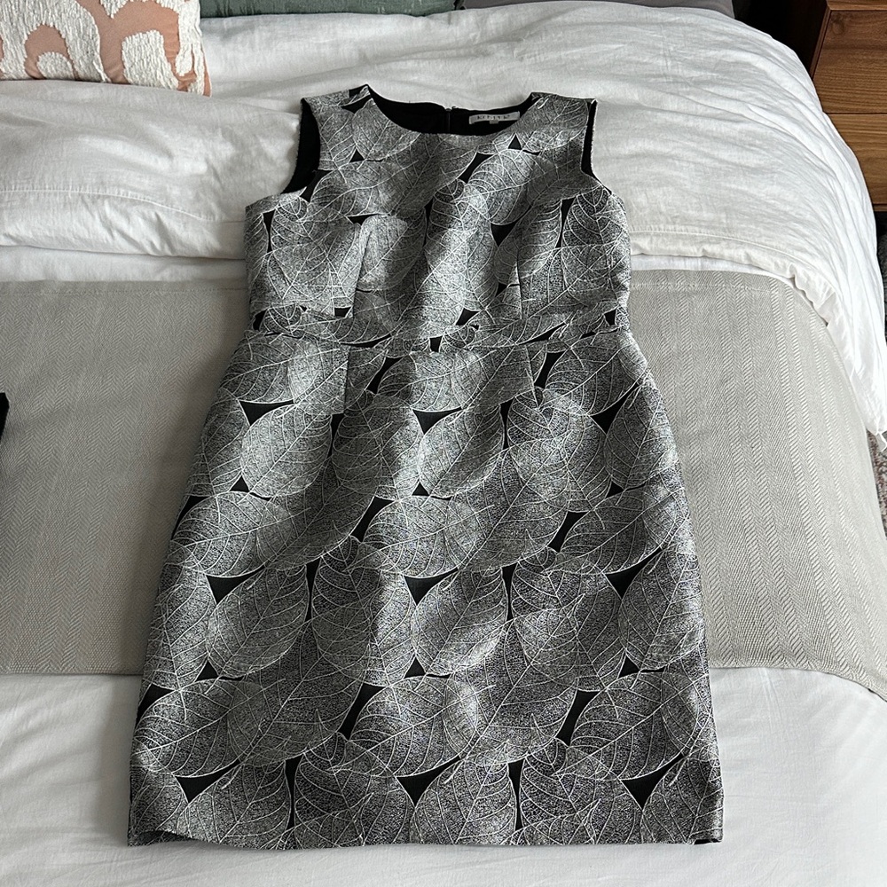 Kasper Elegant Black and Gray Leaf Pattern Dress - image 1